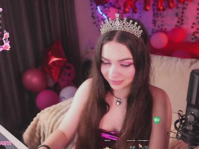 sweet-cupcake live cam on BongaCams