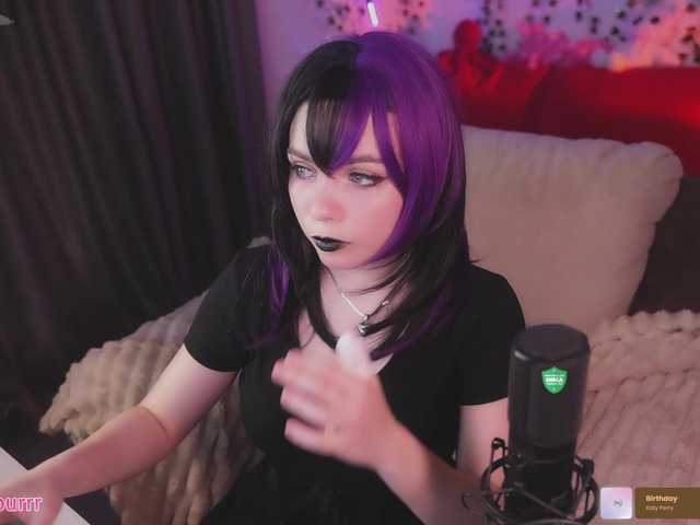 sweet-cupcake live cam on BongaCams