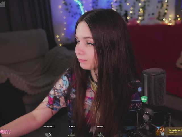 sweet-cupcake live cam on BongaCams