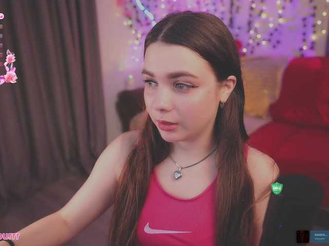 sweet-cupcake live cam on BongaCams