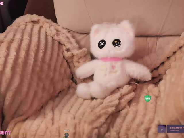 sweet-cupcake live cam on BongaCams