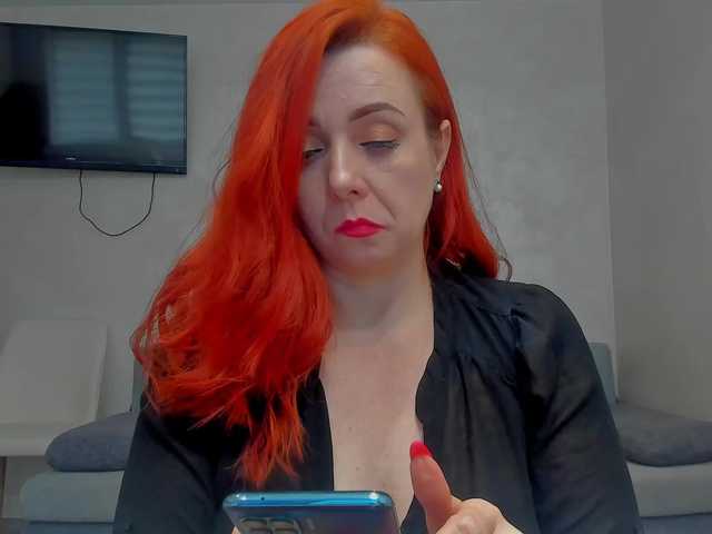 emilianna6666's BongaCams show and profile