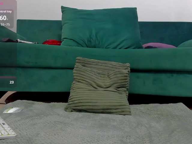emilianna6666 live cam on BongaCams