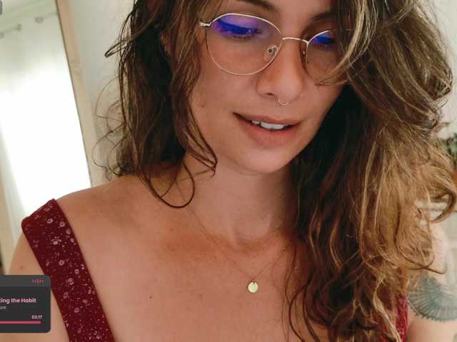 SweetLilLulu's BongaCams show and profile