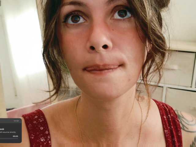 SweetLilLulu's BongaCams show and profile