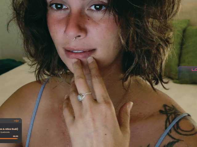SweetLilLulu live cam on BongaCams