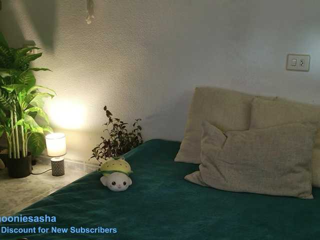 SweetLilLulu live cam on BongaCams