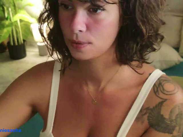 SweetLilLulu live cam on BongaCams