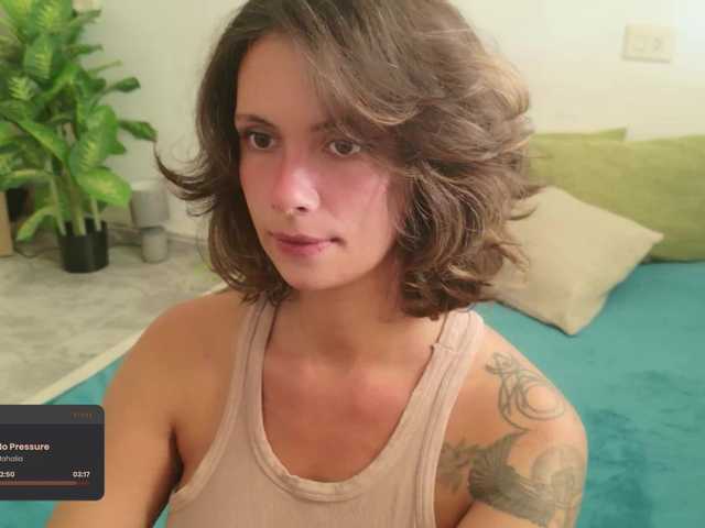 SweetLilLulu live cam on BongaCams