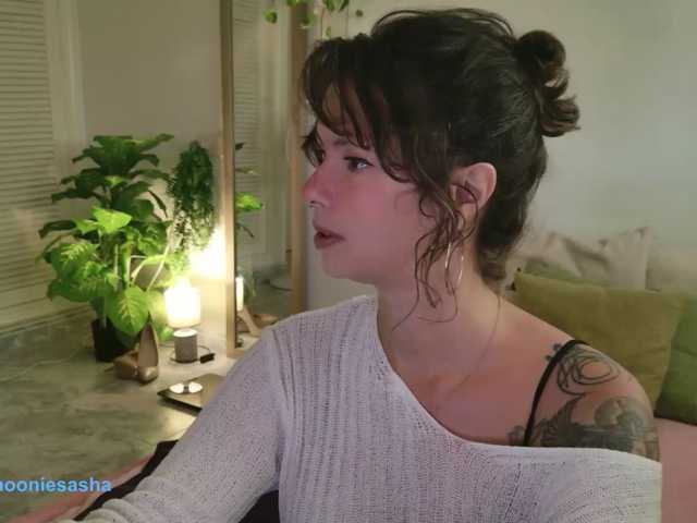 SweetLilLulu live cam on BongaCams