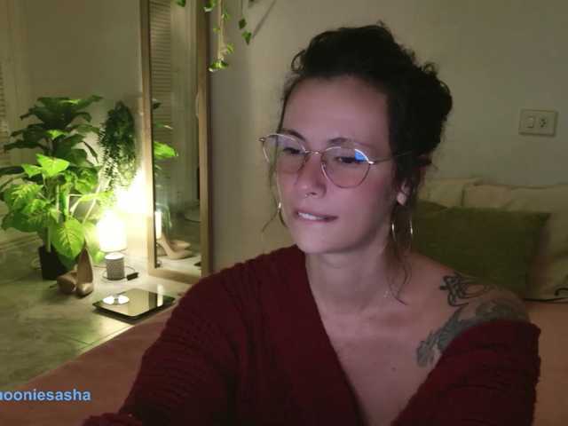 SweetLilLulu live cam on BongaCams