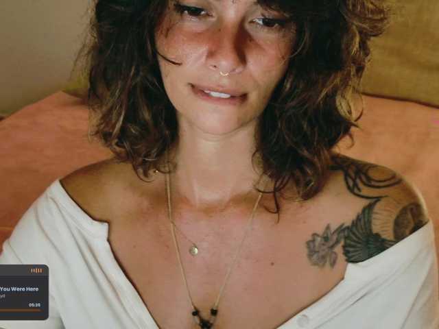 SweetLilLulu live cam on BongaCams