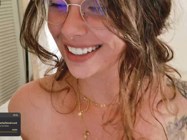 SweetLilLulu's BongaCams show and profile