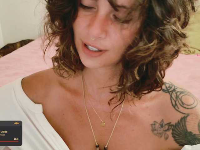 SweetLilLulu live cam on BongaCams
