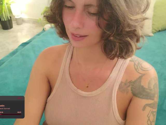 SweetLilLulu live cam