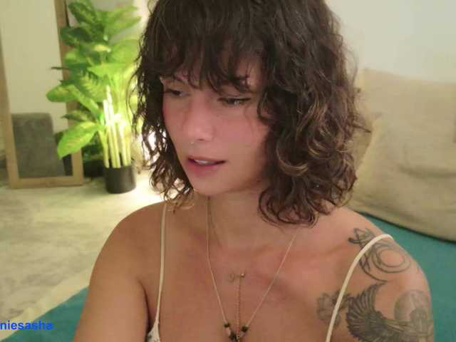 SweetLilLulu live cam on BongaCams