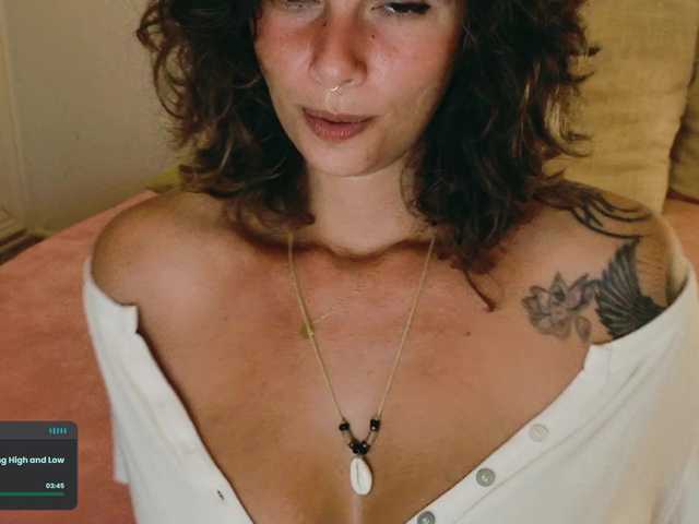 SweetLilLulu live cam on BongaCams