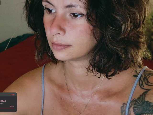 SweetLilLulu live cam on BongaCams