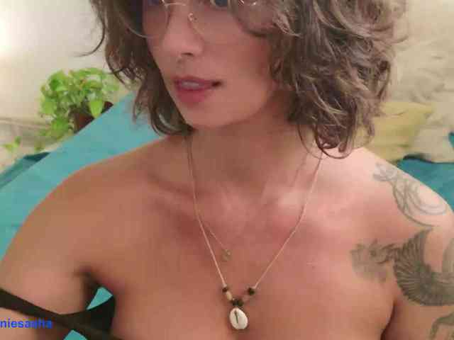 Modelo: DeliFlower