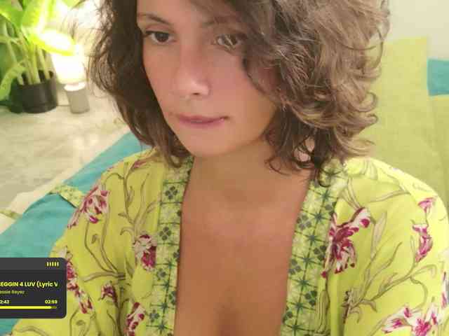 Modelo: DeliFlower