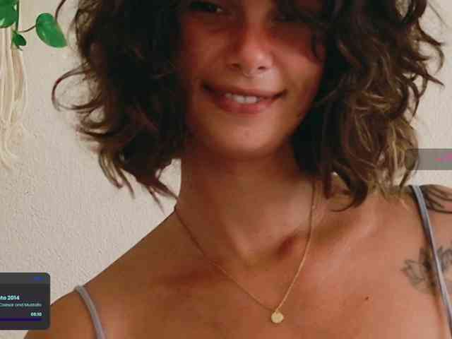 Modelo: DeliFlower