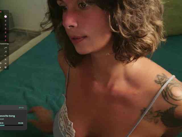 Modelo: DeliFlower