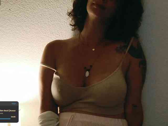 Modelo: DeliFlower