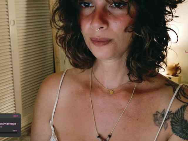 Modelo: DeliFlower
