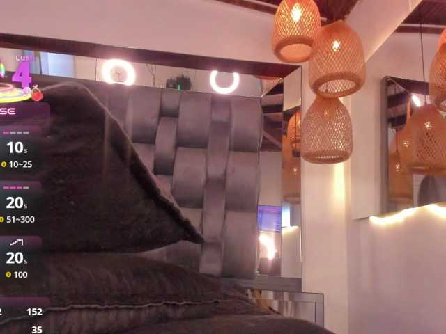 thebigpam live cam on BongaCams
