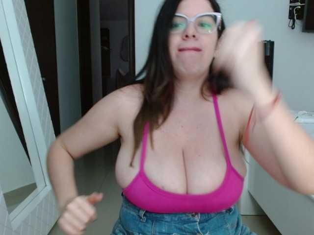 VeraVersace live cam on BongaCams