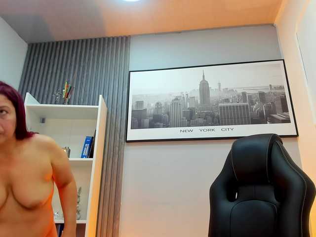 BlancaWild live webcam show