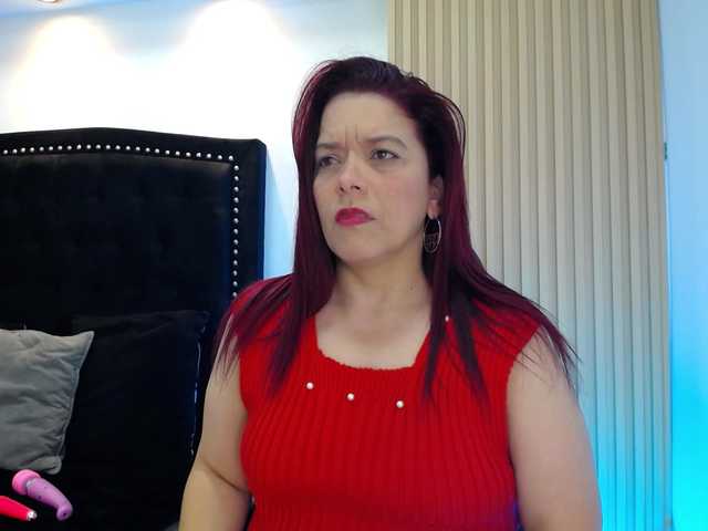 BlancaWild's BongaCams show and profile