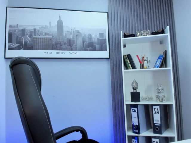 BlancaWild live cam on BongaCams