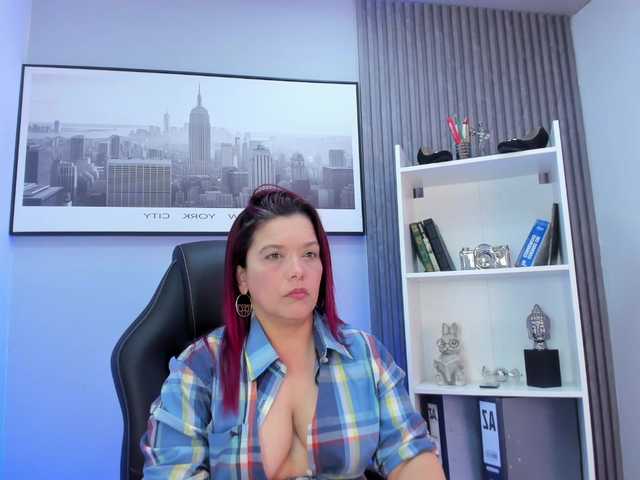 BlancaWild live cam on BongaCams