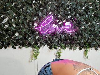 DestinyHills Porn Show