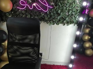 DestinyHills Porn Show