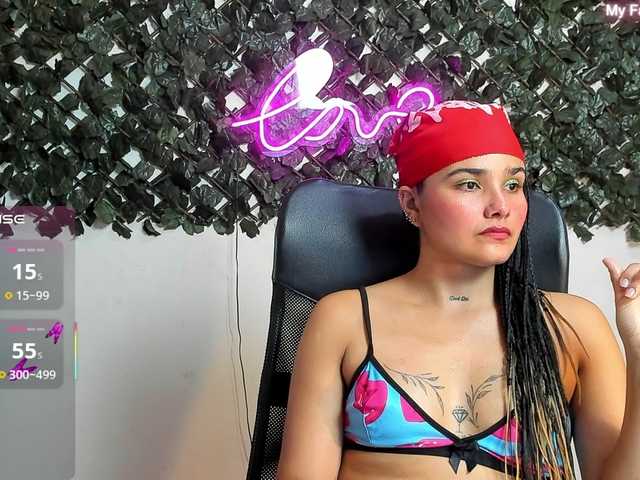 DestinyHills live cam on BongaCams