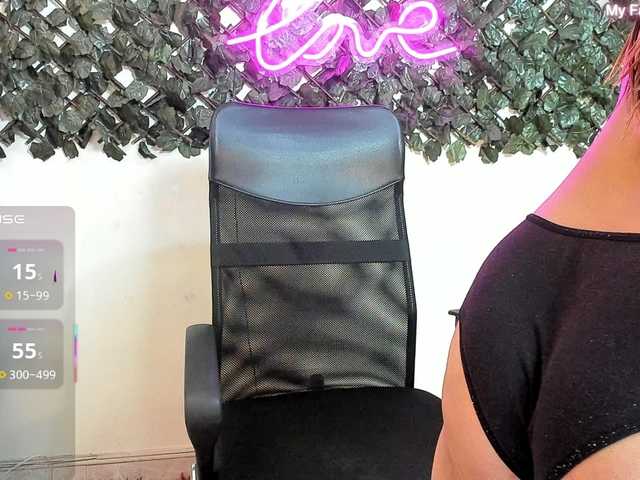 DestinyHills live cam on BongaCams