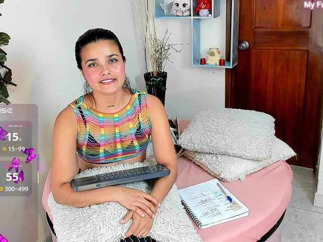 DestinyHills live cam on BongaCams
