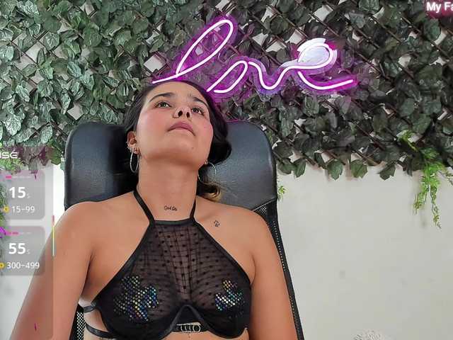 DestinyHills live cam on BongaCams