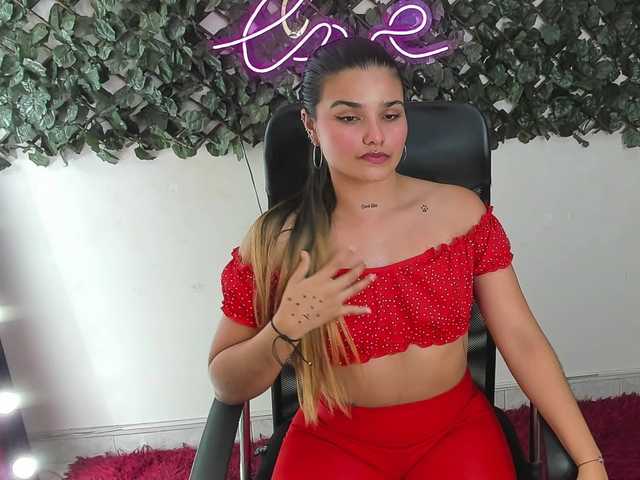 DestinyHills live webcam show