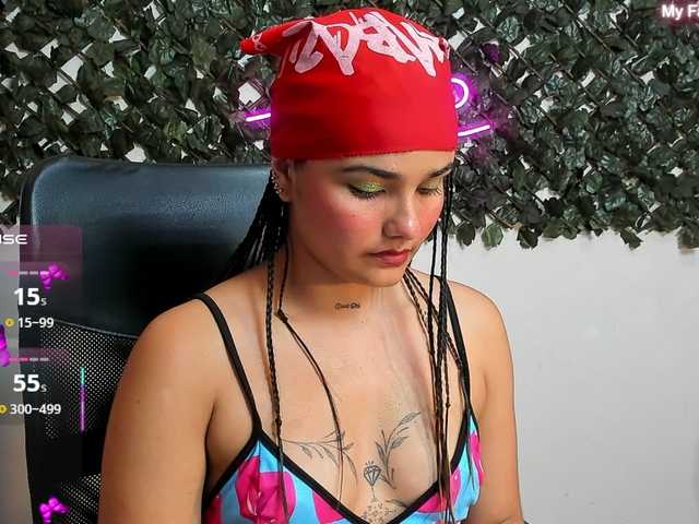 DestinyHills live cam on BongaCams