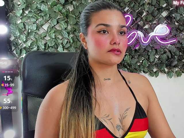 DestinyHills live webcam show