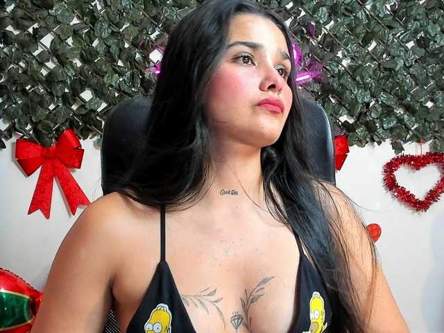DestinyHills live cam on BongaCams