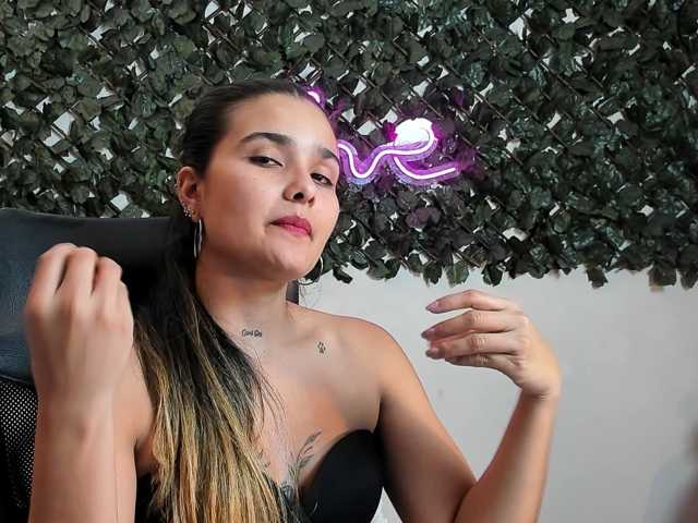 DestinyHills, live now on BongaCams