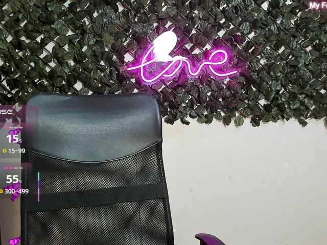 DestinyHills live cam on BongaCams