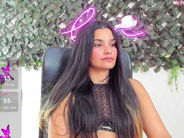 DestinyHills live cam on BongaCams