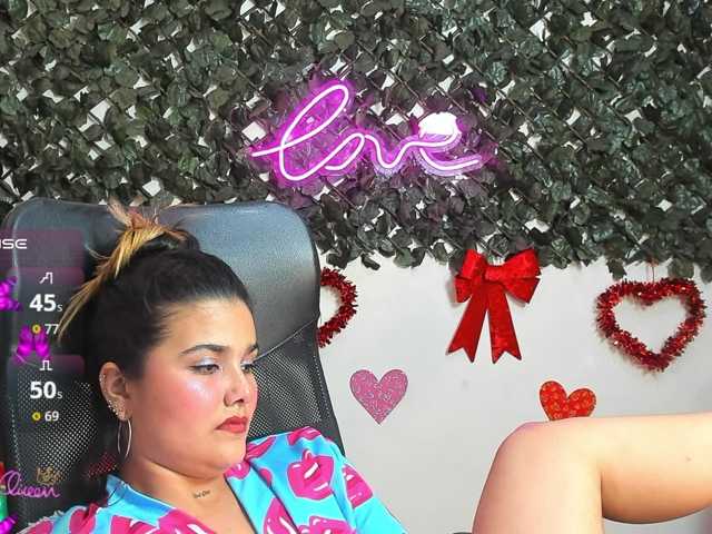 DestinyHills live cam on BongaCams