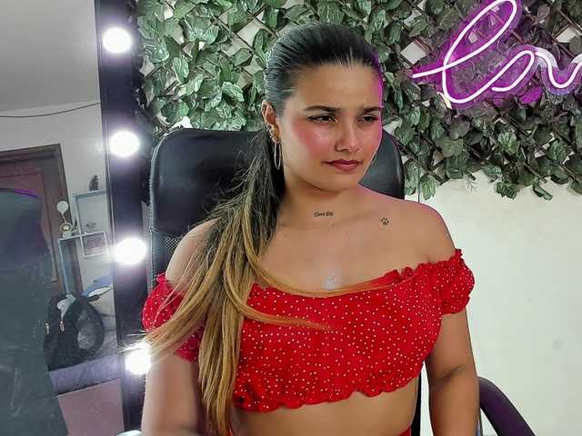 DestinyHills live webcam show