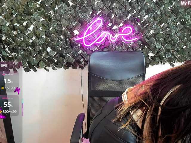 DestinyHills live cam on BongaCams